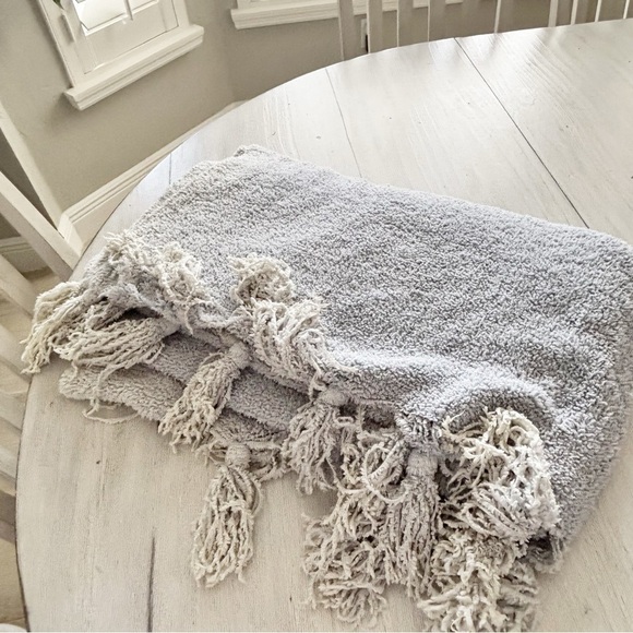 ETHAN ALLEN Blue Ombré Chenille Throw Blanket Fringed Cozy Soft 52” X 62” - Picture 2 of 5